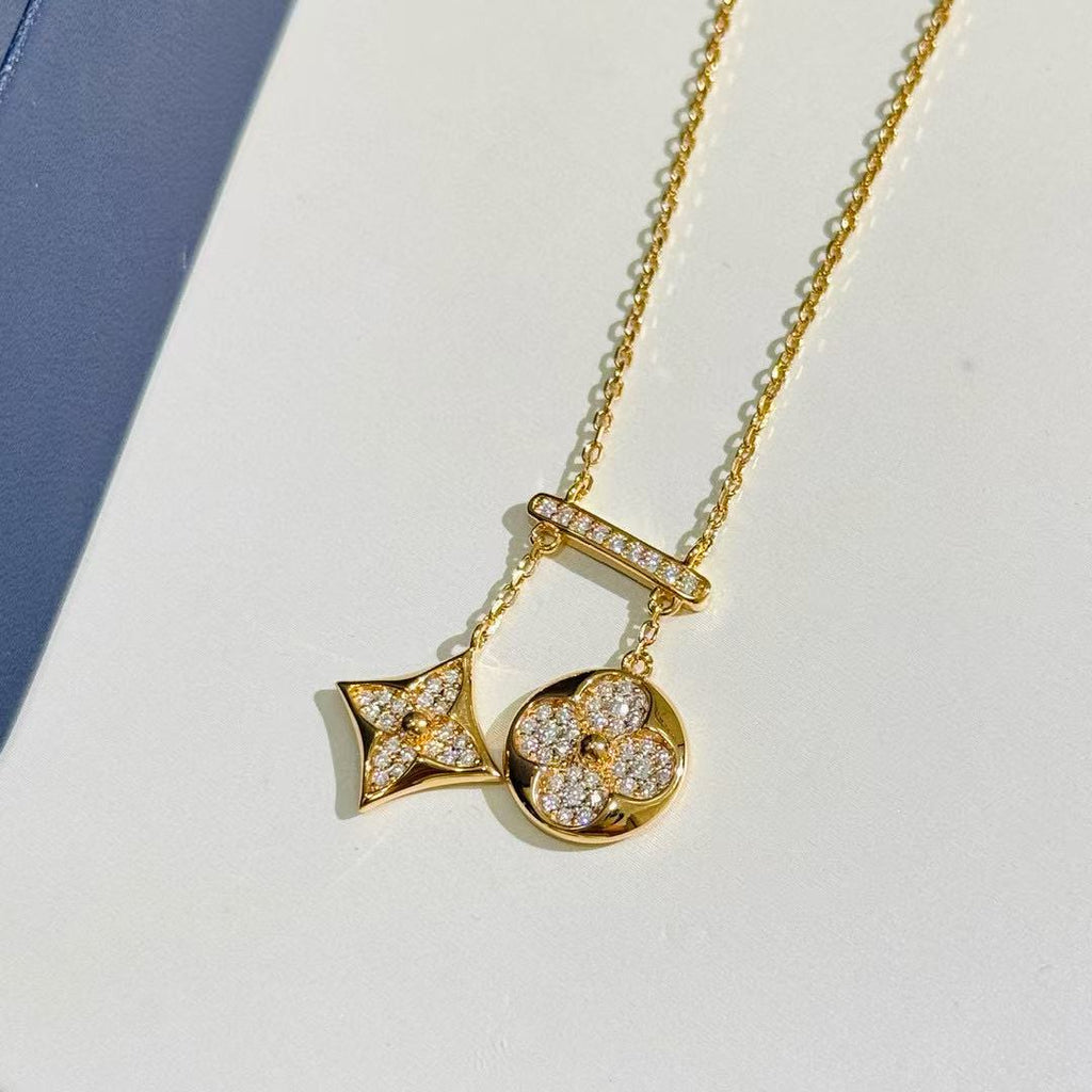 Clover Pendant Necklace in Polished Metal-Tone – Clover Detail – Design 008 main product view