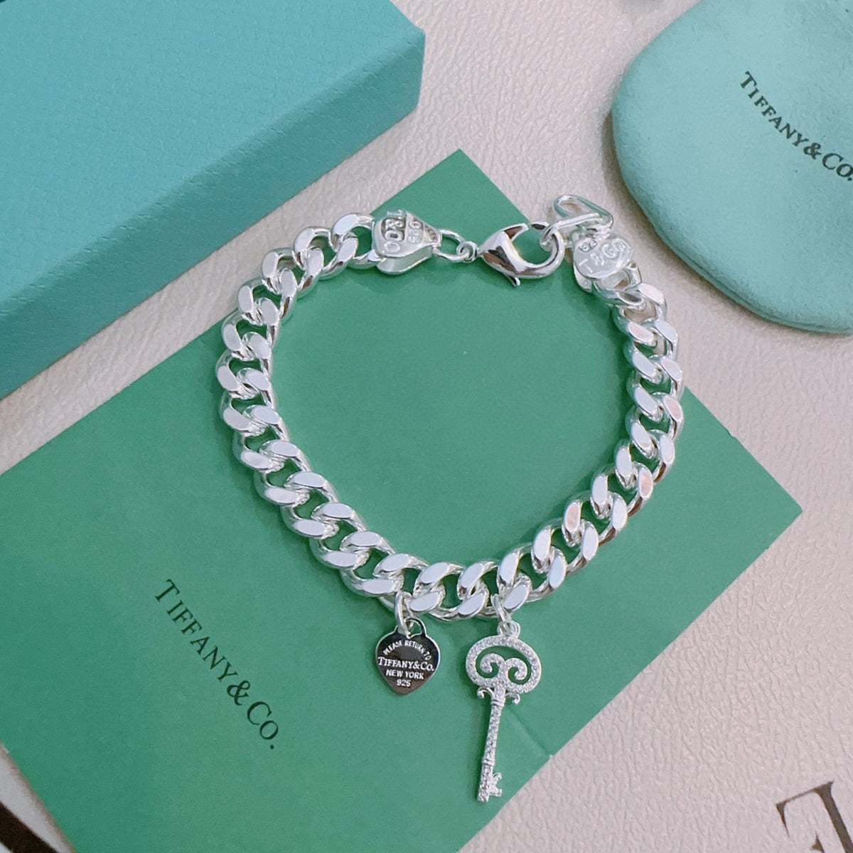Signature Motif Bracelet in Silver-Tone – Vintage Detail – Design 91 front product view