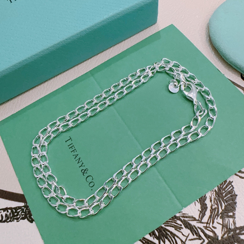 Signature Motif Pendant Necklace in Silver-Tone – Vintage Detail – Design 47 styled product view