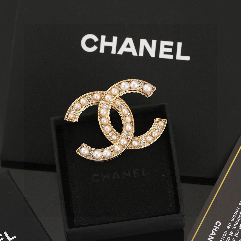 Double-C Emblem Brooch in Gold-Tone – Pearl Detail – Design 007 styled product view