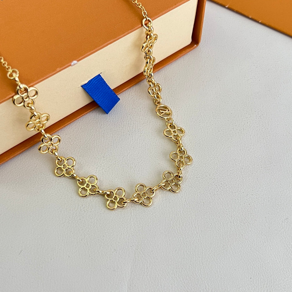 Geometric Emblem Pendant Necklace in Polished Metal-Tone – Design 040 side detail