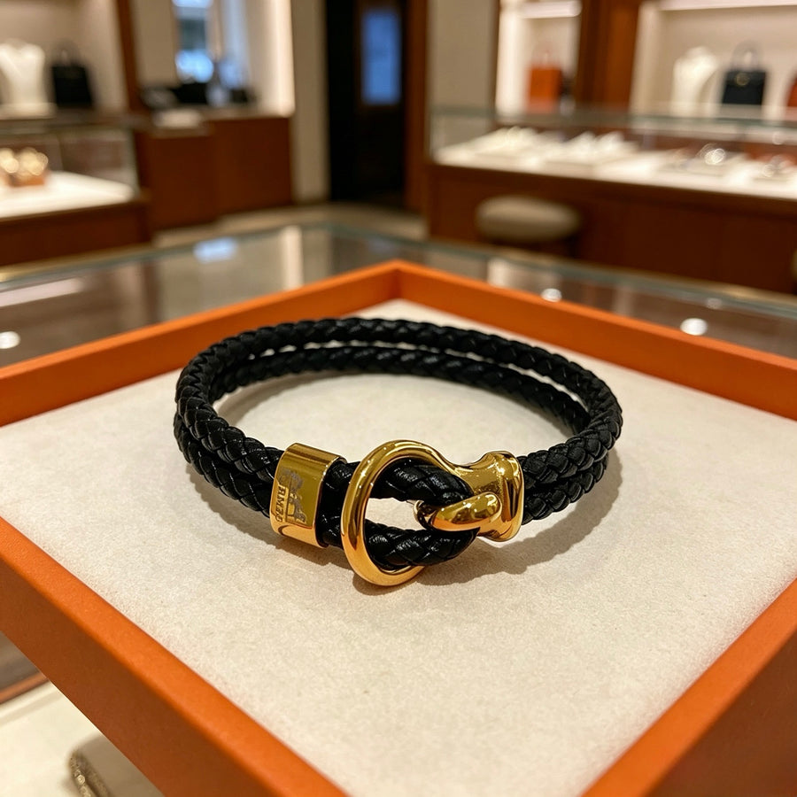 Horse Bangle in Gold-Tone – Design 040 main product view