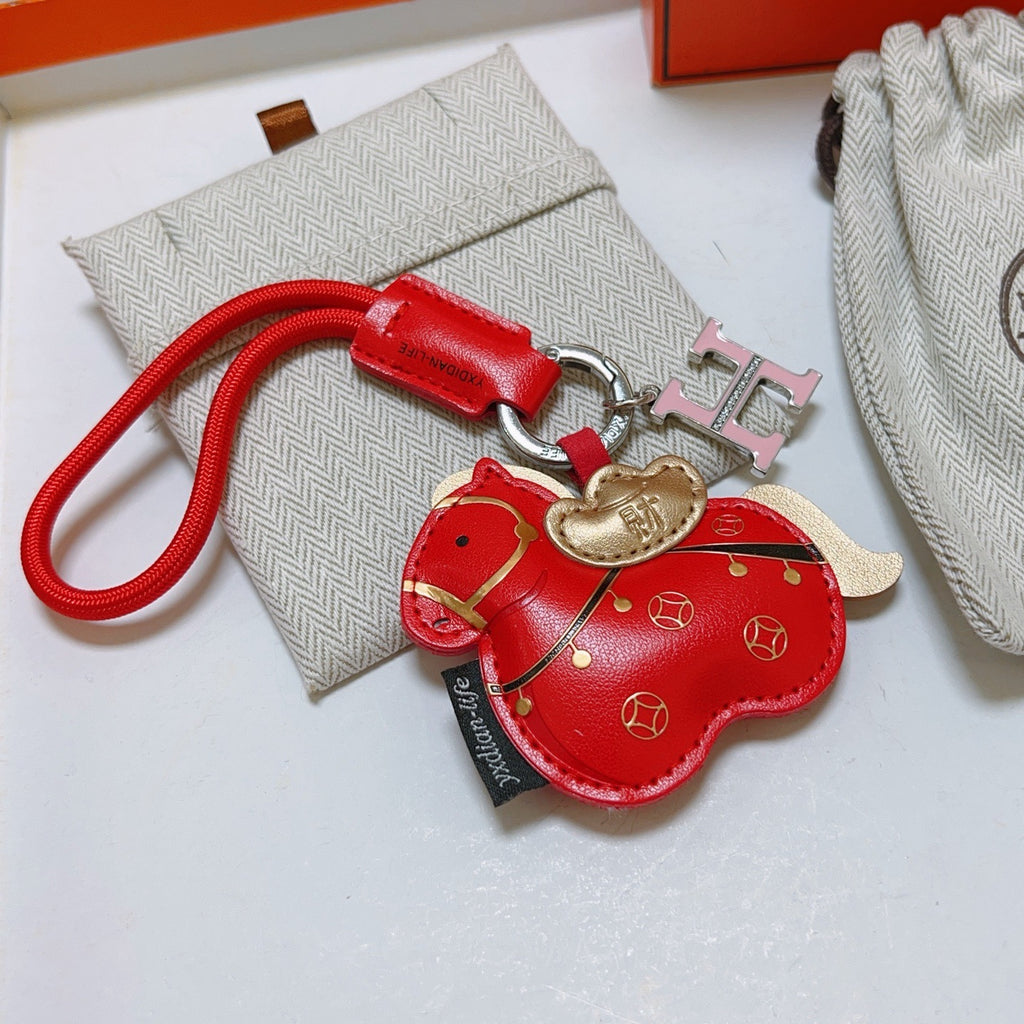 Horse Keychain in Silver-Tone – Design 071 side detail