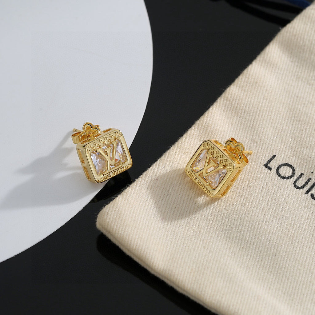 Geometric Emblem Stud Earrings in Polished Metal-Tone – Design 045 side detail