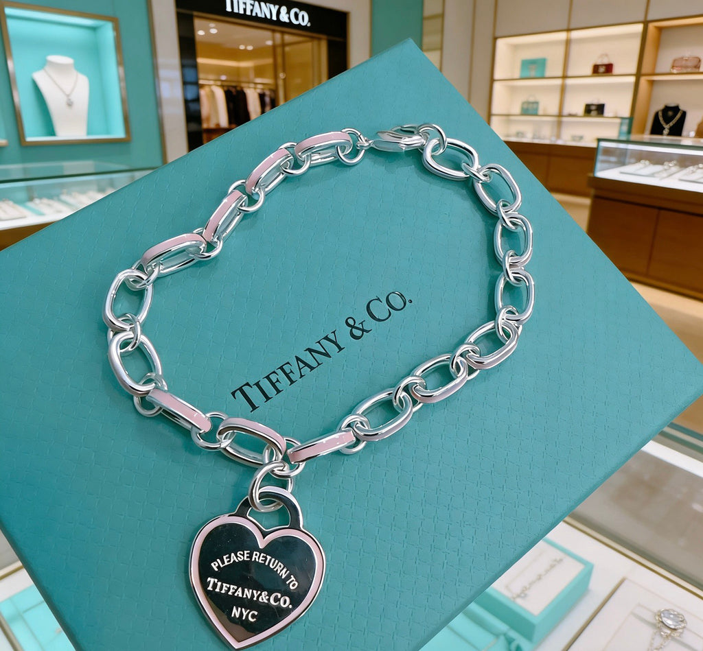 Signature Motif Bracelet in Silver-Tone – Vintage Detail – Design 103 main product view