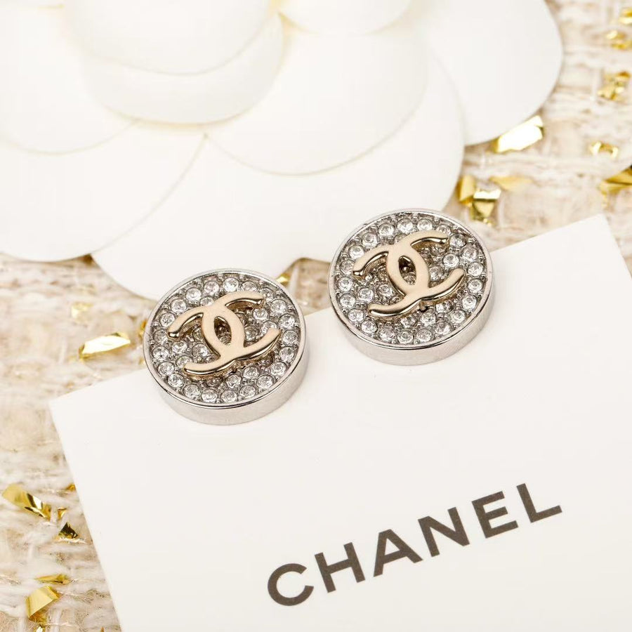 Double-C Emblem Stud Earrings in Gold-Tone – Design 048 main product view