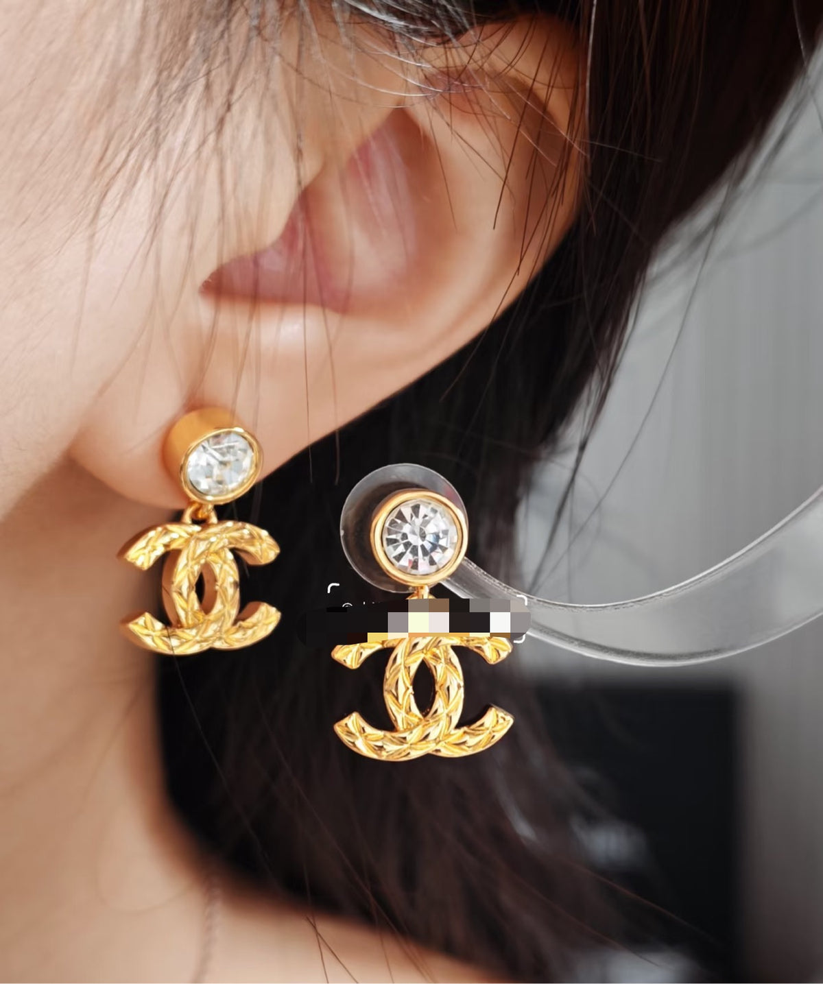 Double-C Emblem Stud Earrings in Gold-Tone – Design 046 main product view