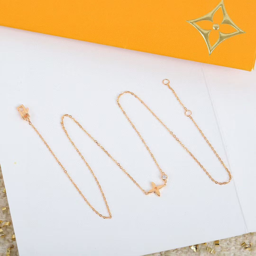 Clover Pendant Necklace in Polished Metal-Tone – Clover Detail – Design 011 main product view