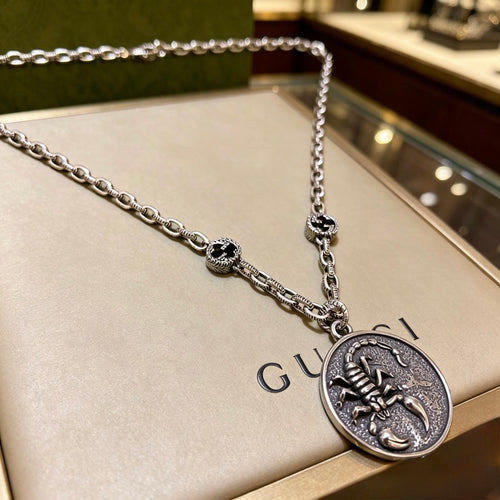 Chain Pendant Necklace in Polished Metal-Tone – Vintage Detail – Design 006 main product view