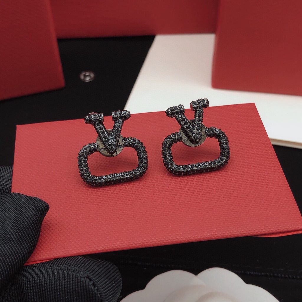 Signature Emblem Crystal-Accent Stud Earrings – Black – Design 04 styled detail