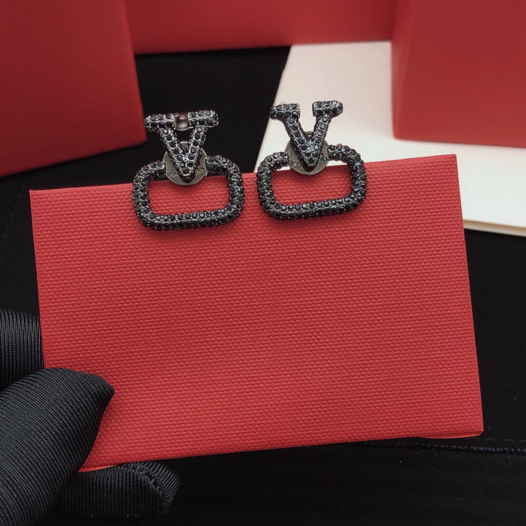 Signature Emblem Crystal-Accent Stud Earrings – Black – Design 04 main product view