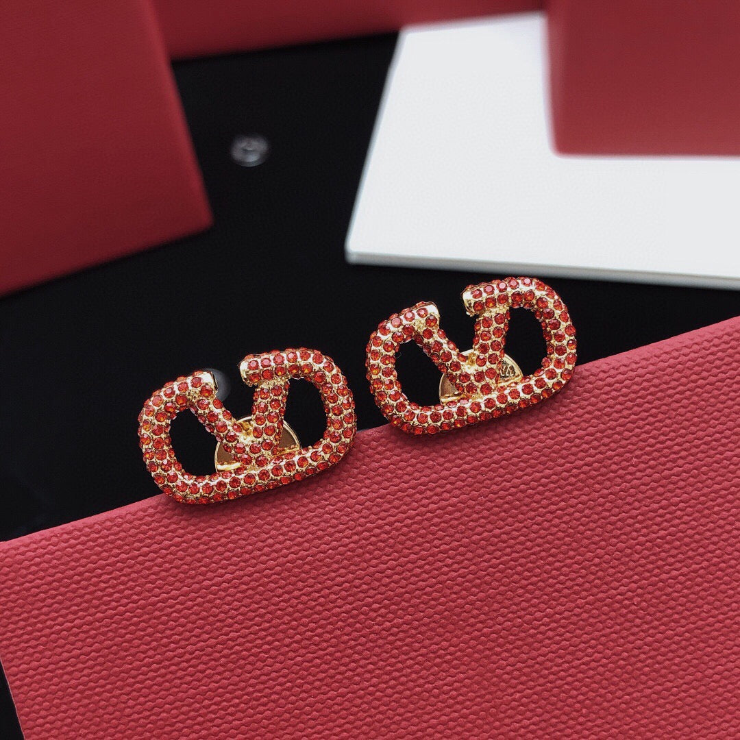 V Emblem Crystal-Accent Stud Earrings – Design 14 side detail