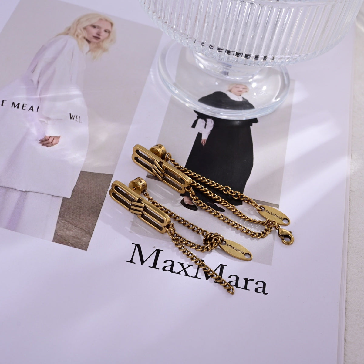 Ring Motif Statement Earrings in Gold-Tone – Design 012 side detail