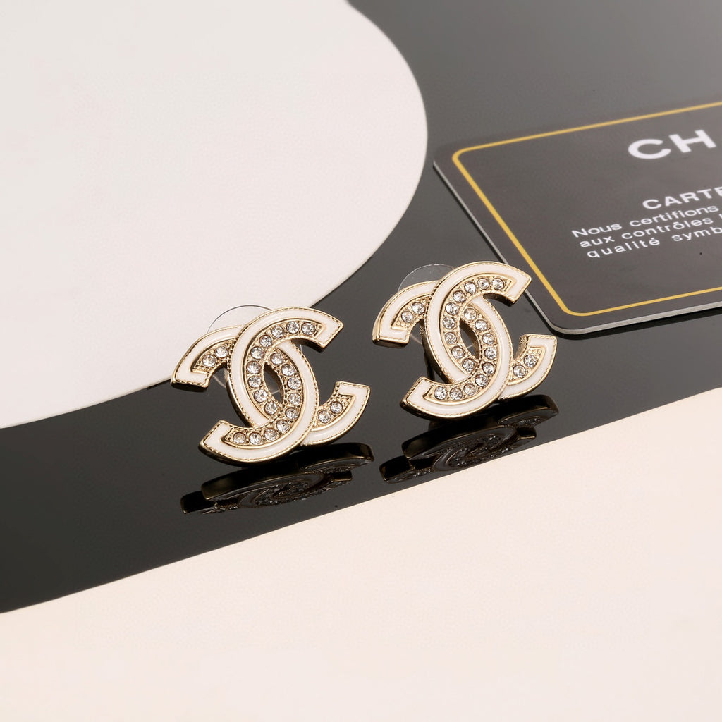 Double-C Emblem Stud Earrings in Polished Metal-Tone – Design 438 detail view