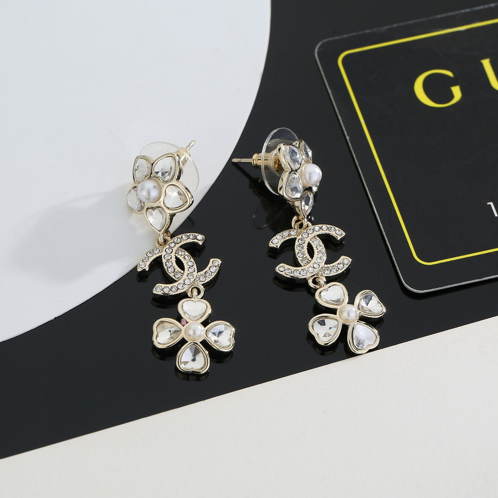 Signature Emblem Stud Earrings in Gold-Tone – Design 015 close-up detail