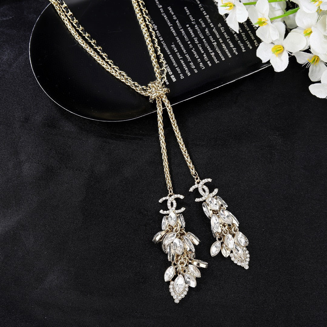Double-C Emblem Pendant Necklace in Gold-Tone – Design 004 side detail