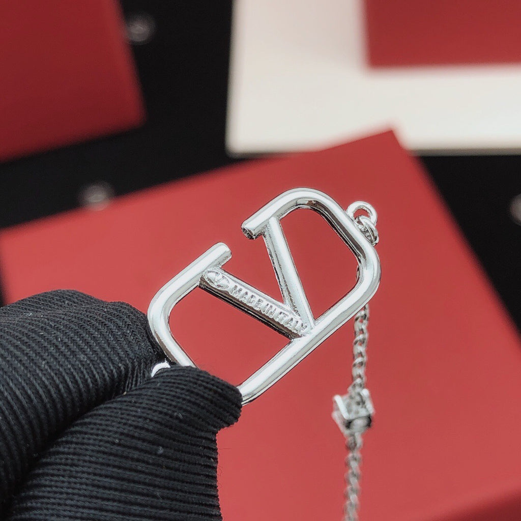 V Emblem Crystal-Accent Pendant Necklace – Design 06 close-up view