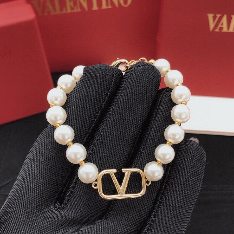Signature Emblem Bracelet in Gold-Tone – Design 11 main product view