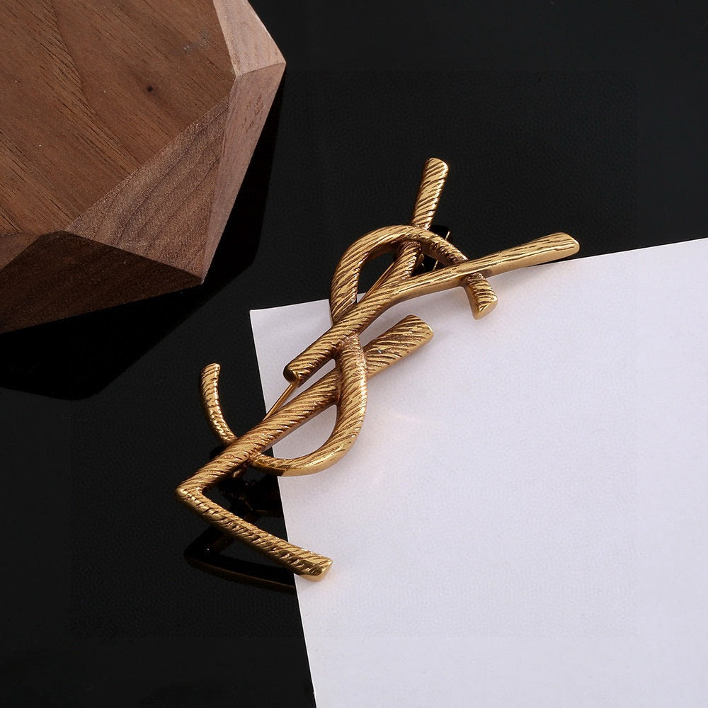 Geometric Emblem Brooch in Polished Metal-Tone – Design 016 front product view