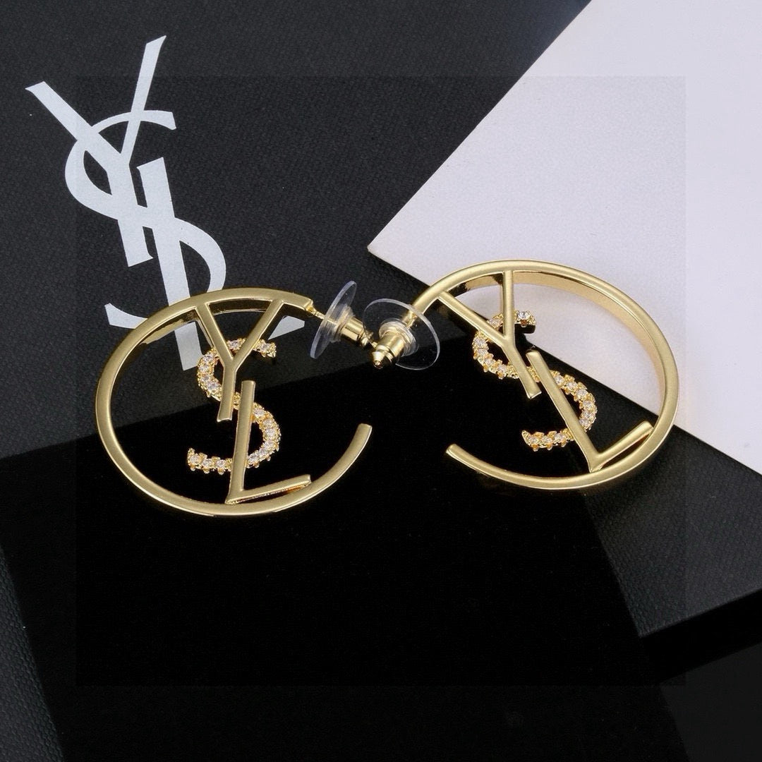 Hoop Stud Earrings in Polished Metal-Tone – Design 001 side detail