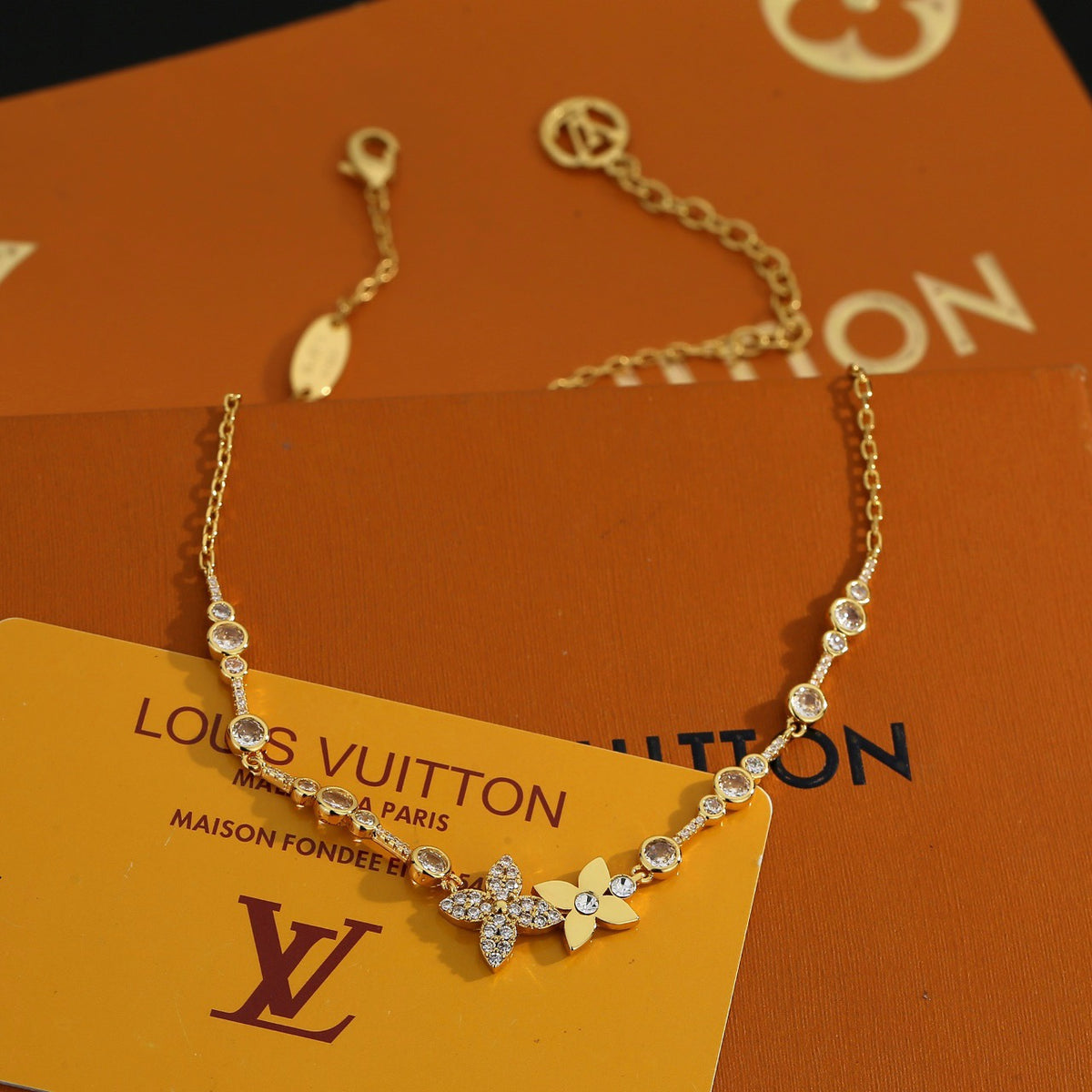 Floral Pendant Necklace in Gold-Tone – Design 007 close-up detail