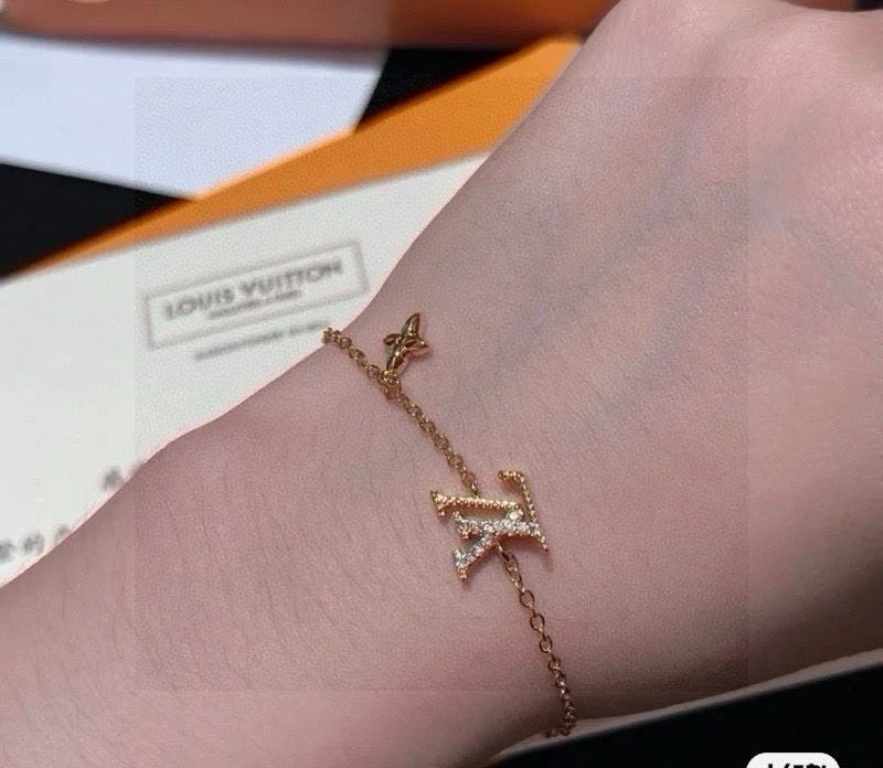 Letter Emblem Bracelet in Polished Metal-Tone – Design 045 close-up detail