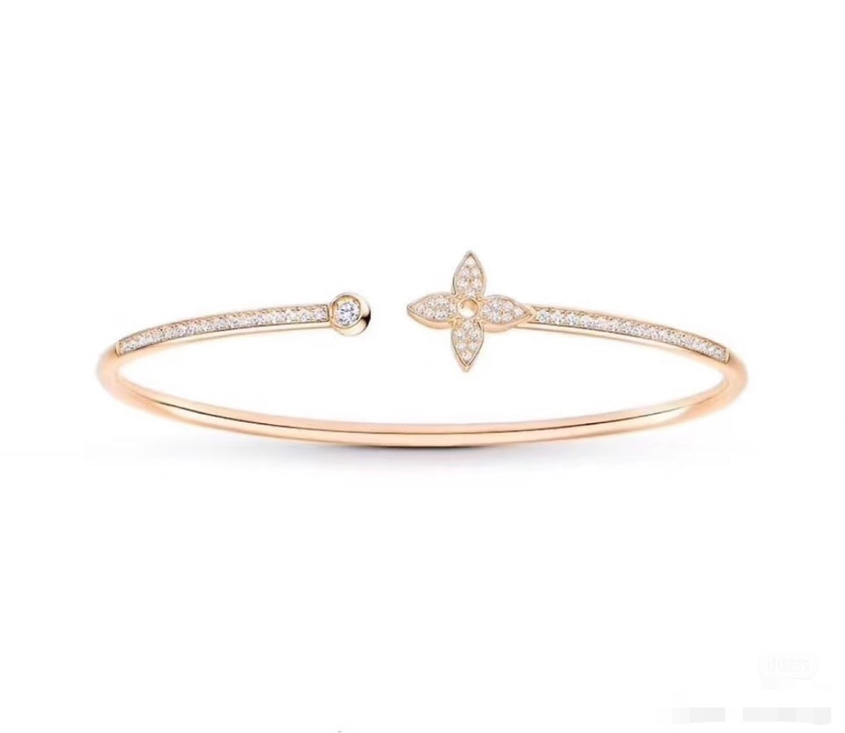 Clover Bangle in Polished Metal-Tone – Clover Detail – Design 018 main product view