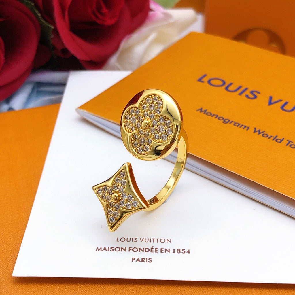 Geometric Emblem Statement Ring in Gold-Tone – Design 004 front product view