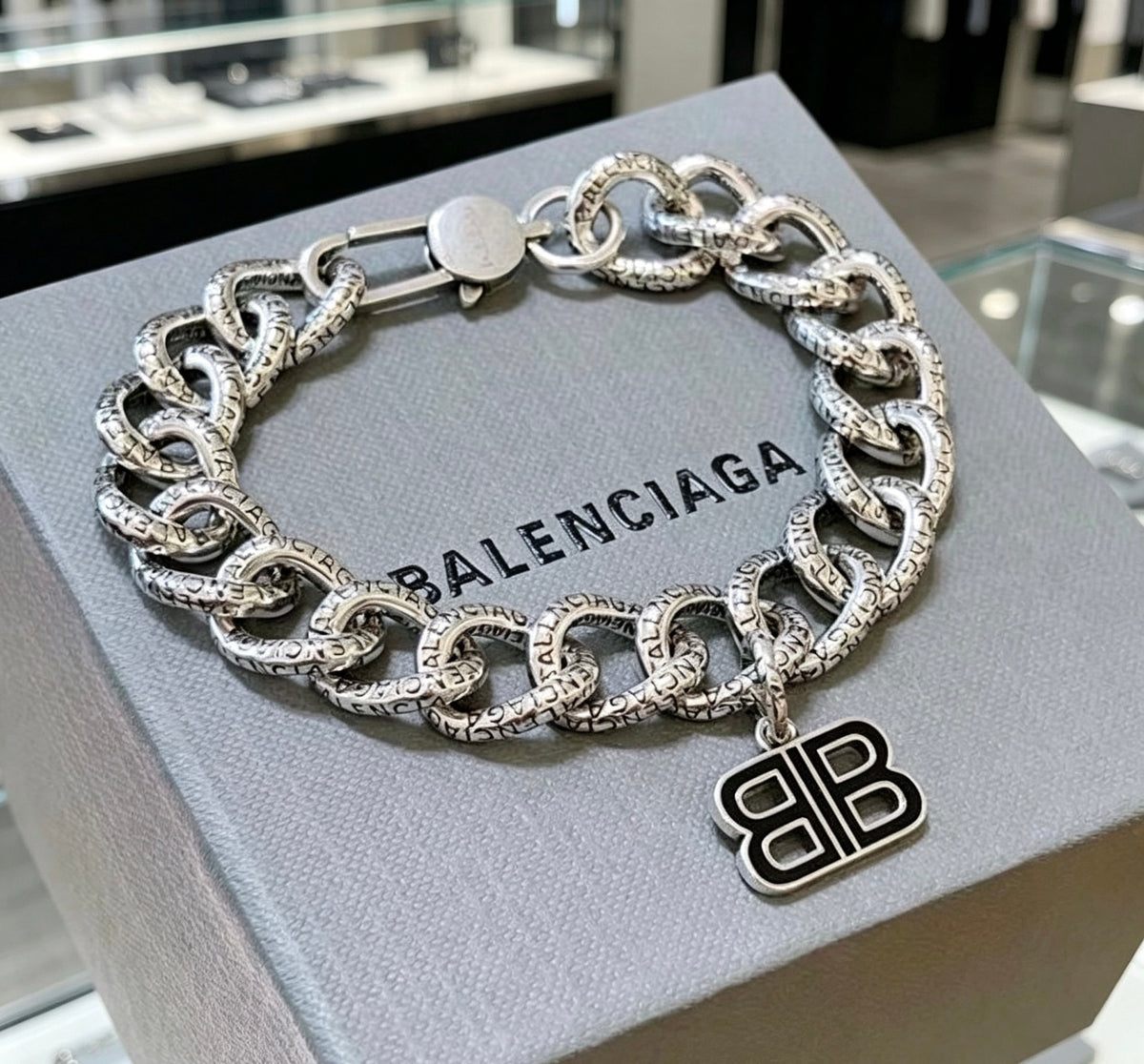 Geometric Emblem Bracelet in Polished Metal-Tone – Design 043 main product view