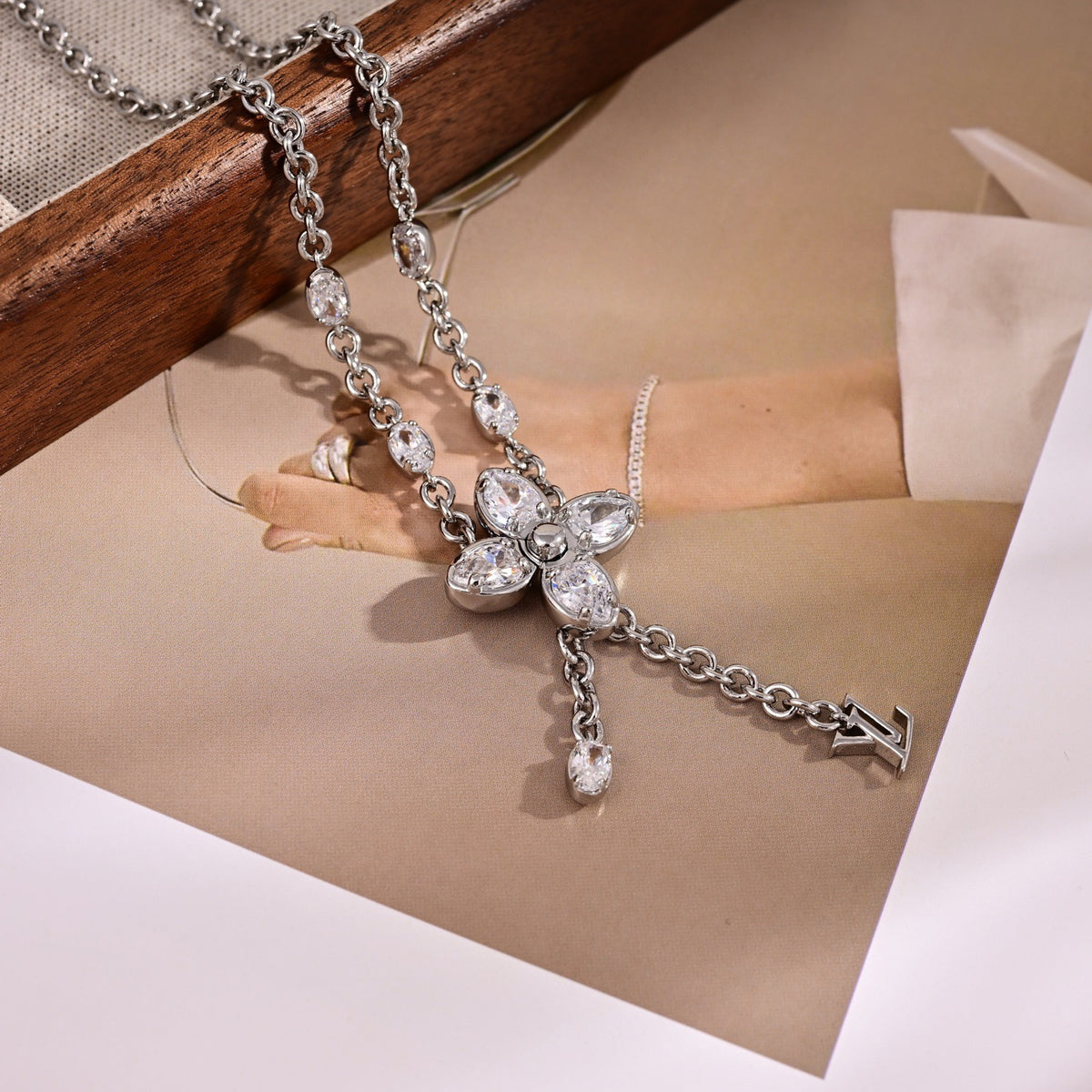 Clover Pendant Necklace in Polished Metal-Tone – Clover Detail – Design 003 detail view