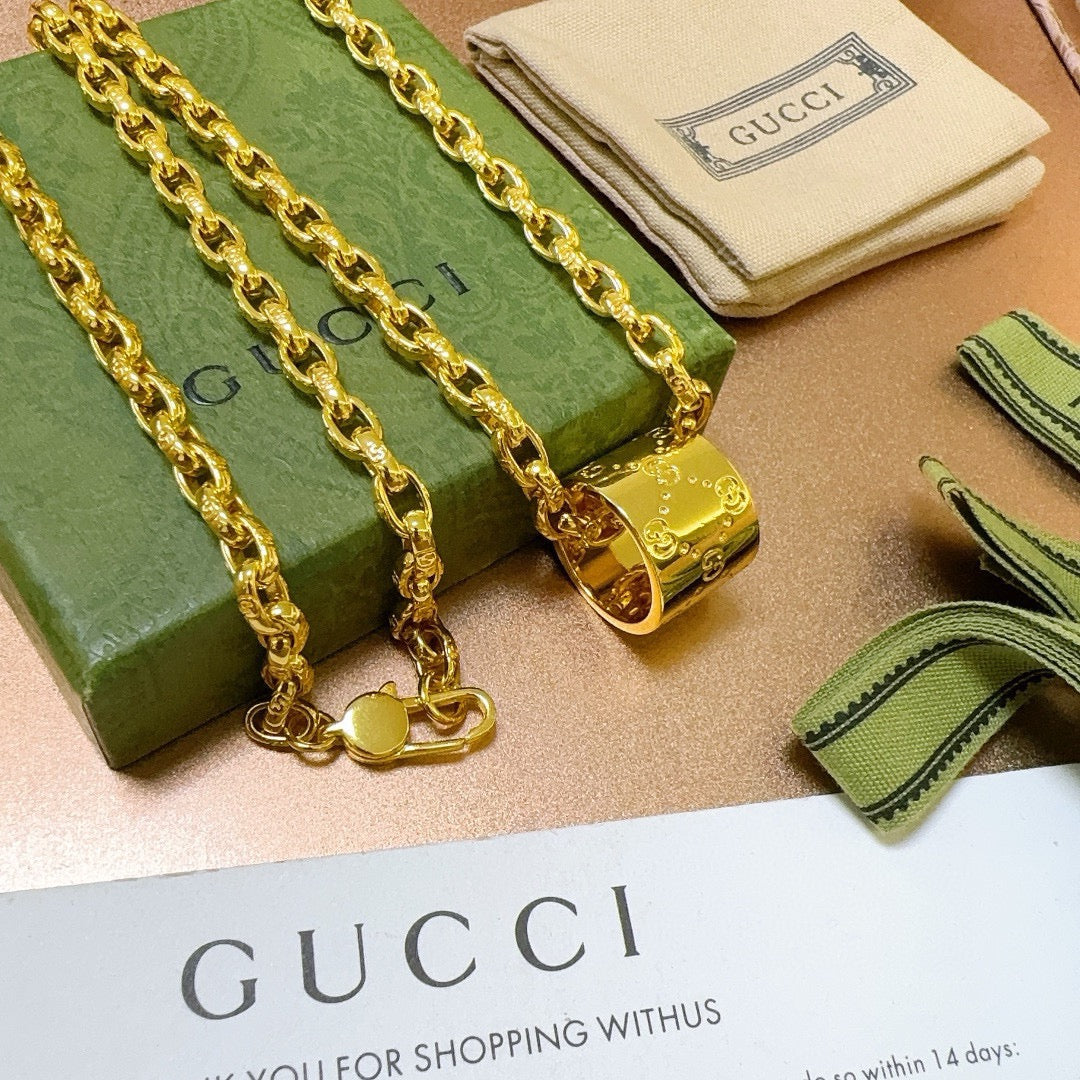 Double-G Emblem Pendant Necklace in Gold-Tone – Design 009 detail view