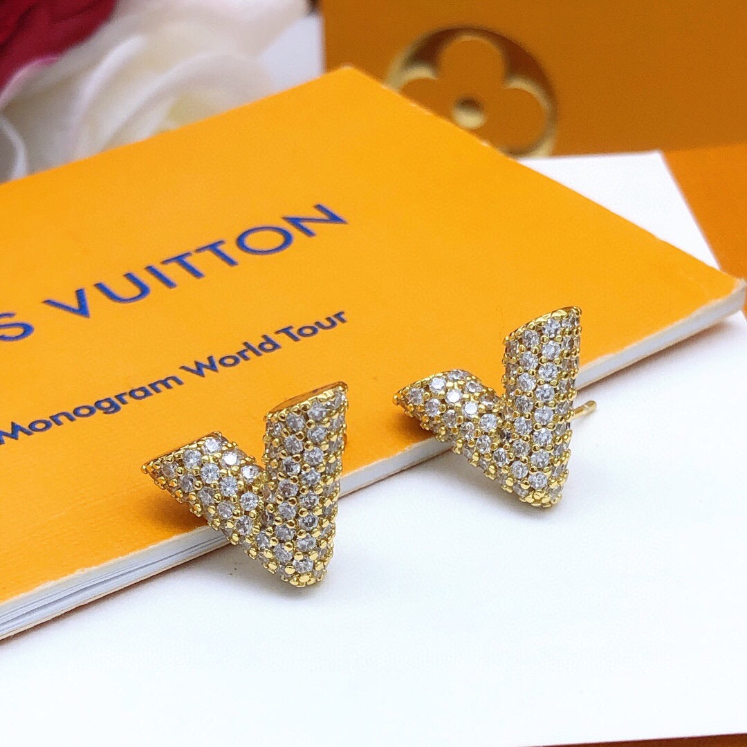 Geometric Emblem Fashion Accessory – Design 013 front product view