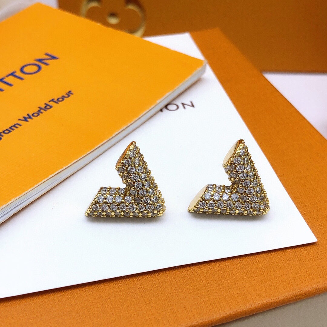 Geometric Emblem Fashion Accessory – Design 013 side detail