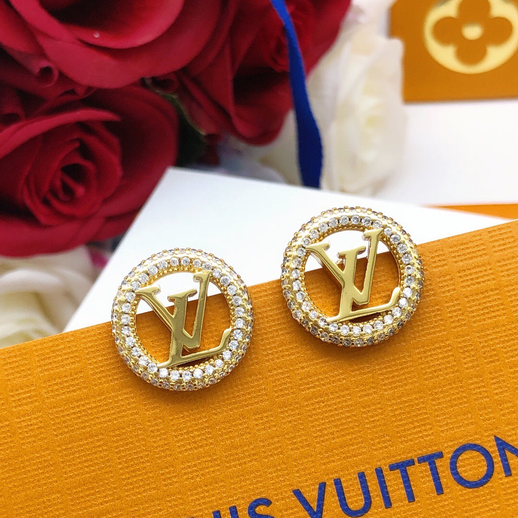 Round Stud Earrings in Silver-Tone – Silver Detail – Design 005 main product view