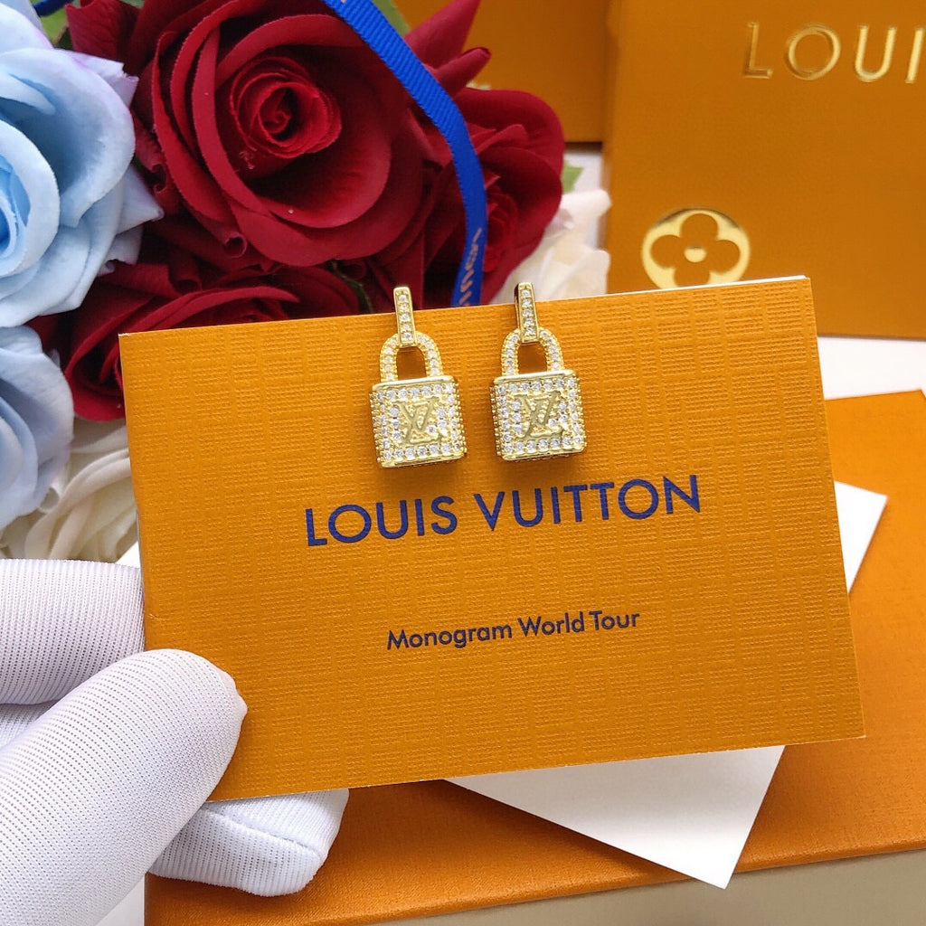 Lock Stud Earrings in Gold-Tone – Design 003 side detail