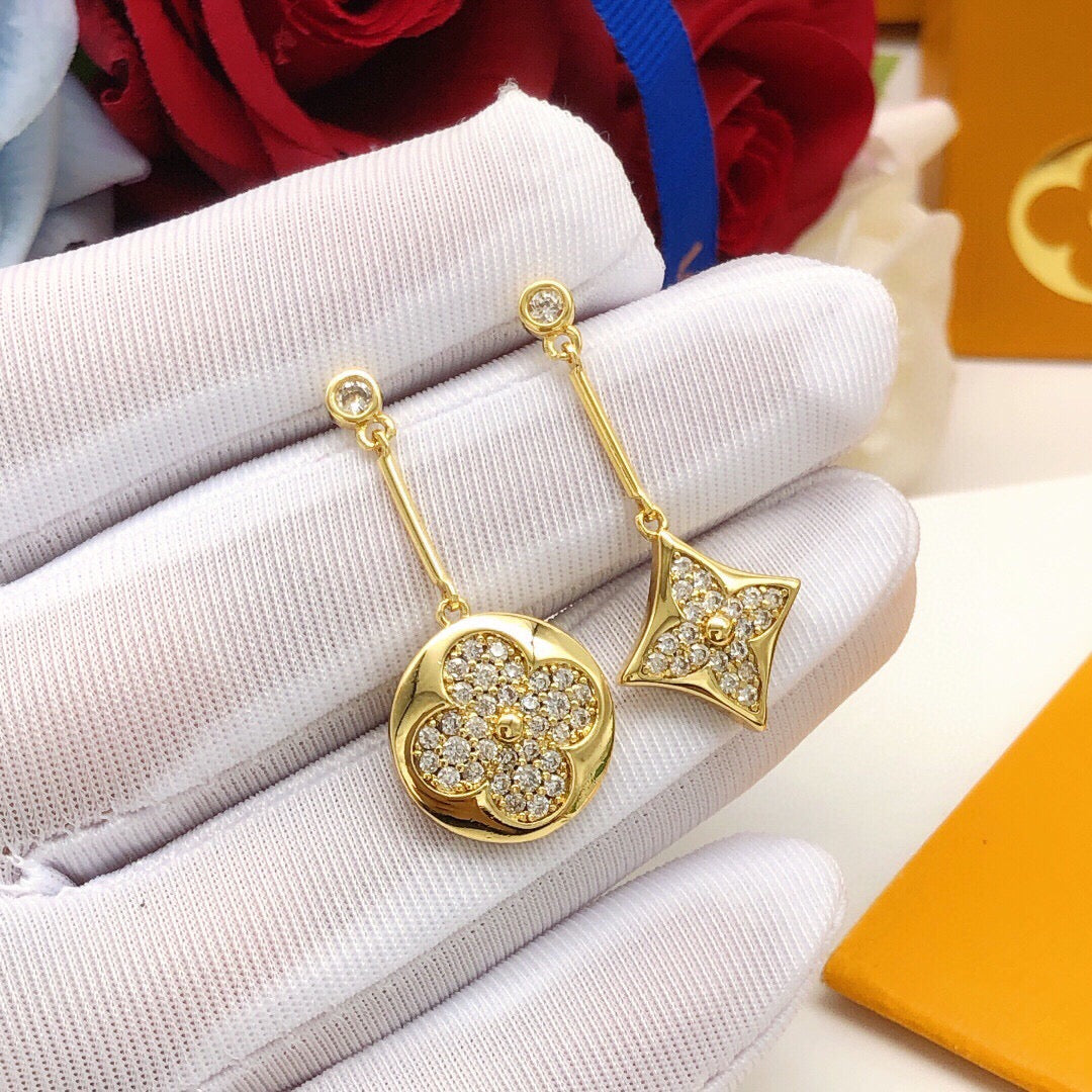 Geometric Emblem Stud Earrings in Gold-Tone – Design 019 side detail