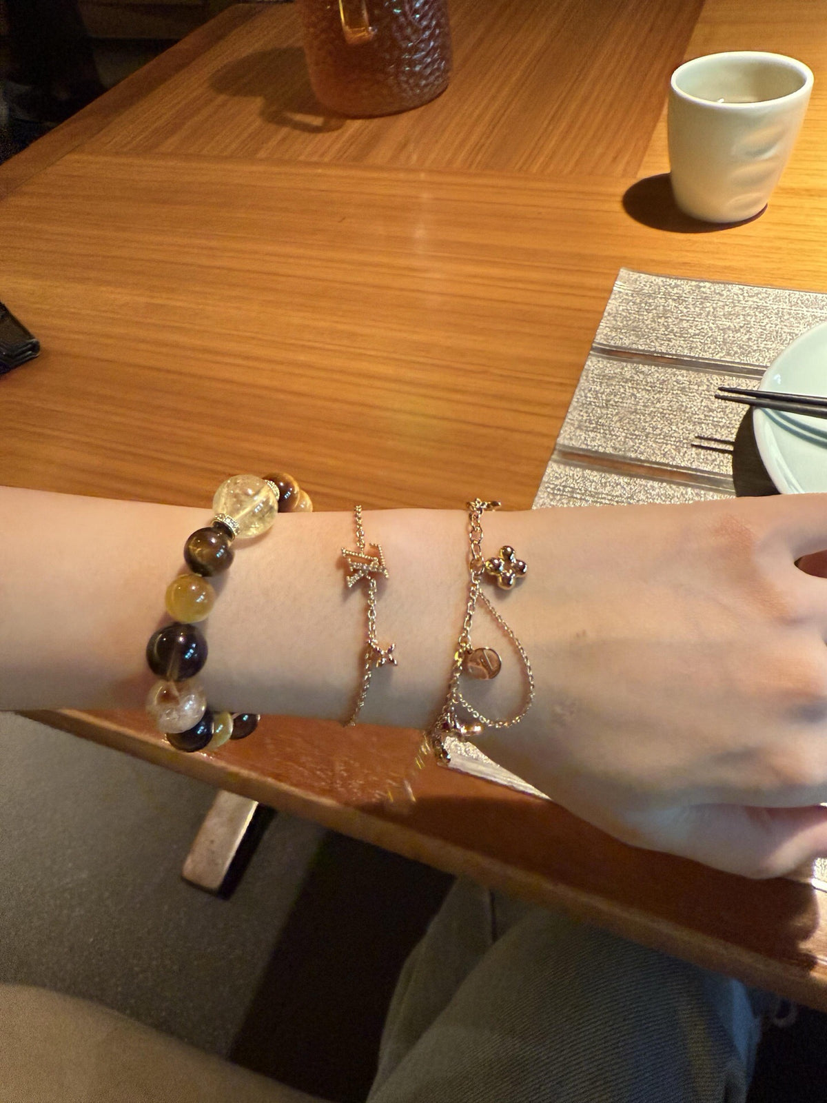 Floral Bracelet in Gold-Tone – Design 008 side detail