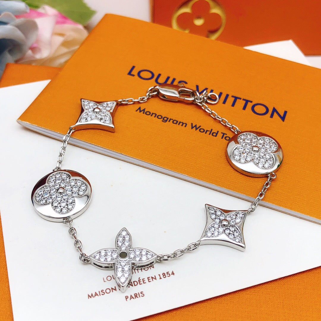 Geometric Emblem Bracelet in Silver-Tone – Silver Detail – Design 011 front product view