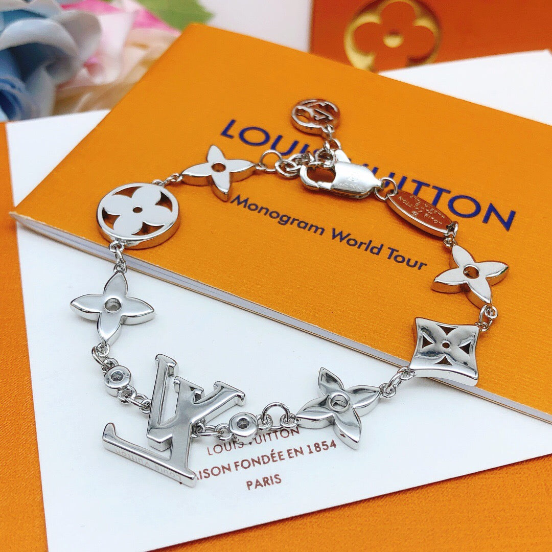 Geometric Emblem Bracelet in Silver-Tone – Silver Detail – Design 010 front product view