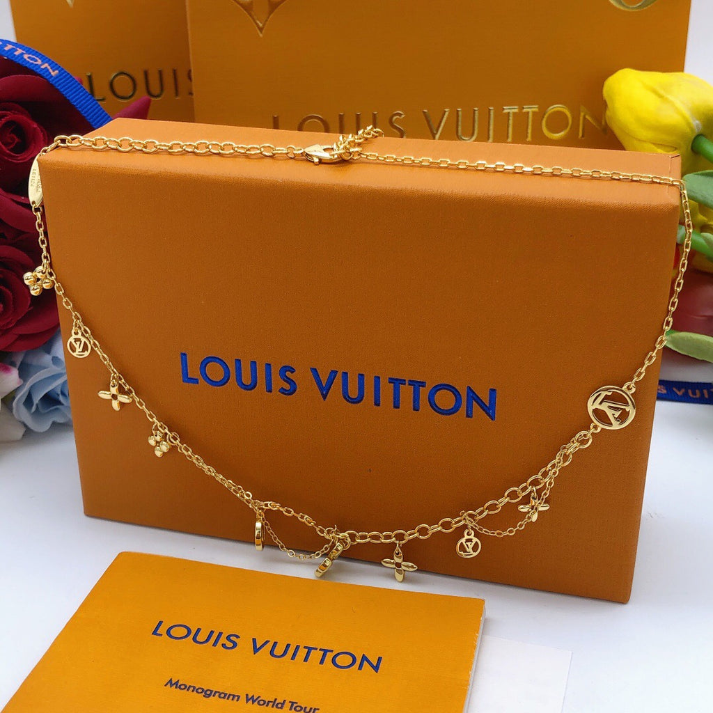 Floral Bracelet in Gold-Tone – Design 009 styled product view