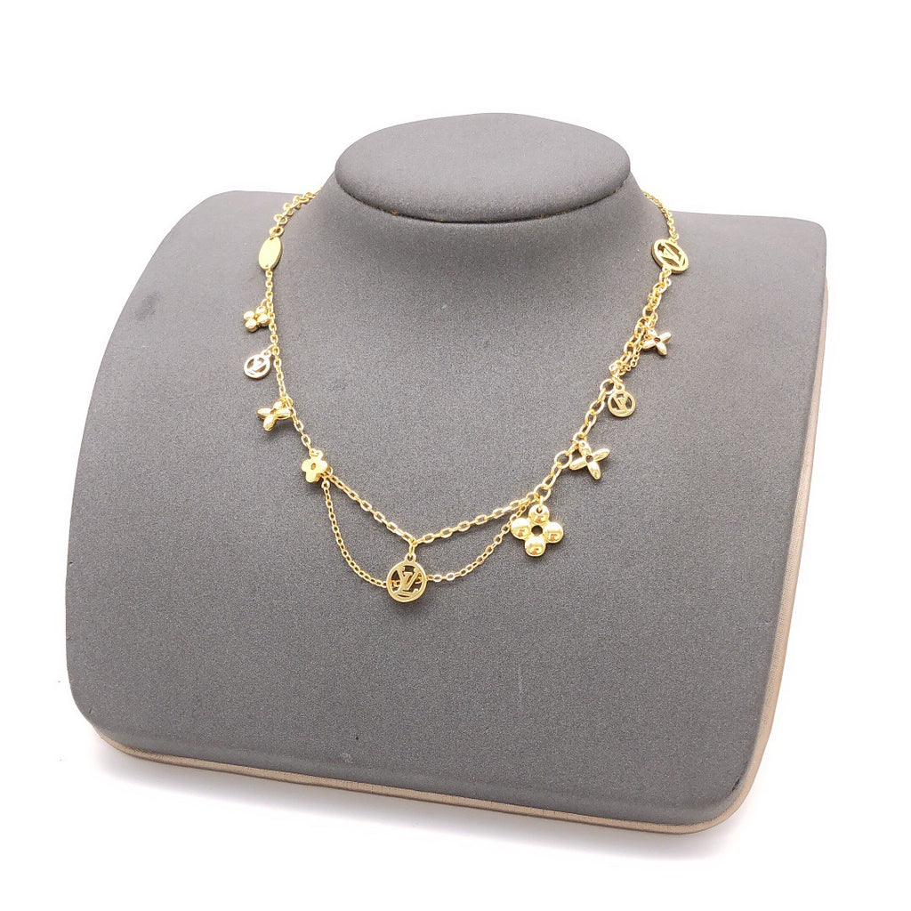 Floral Bracelet in Gold-Tone – Design 009 detail view