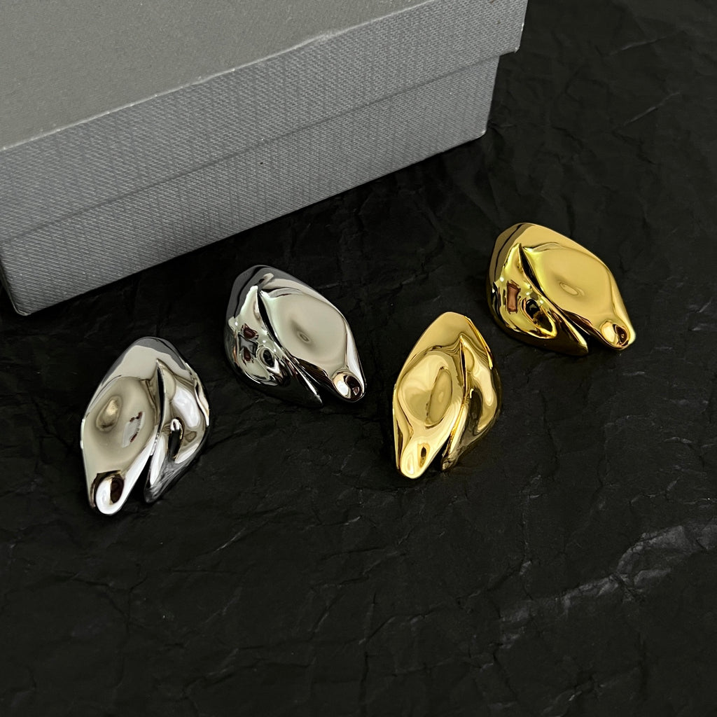 Geometric Emblem Stud Earrings in Polished Metal-Tone – Design 001 close-up detail