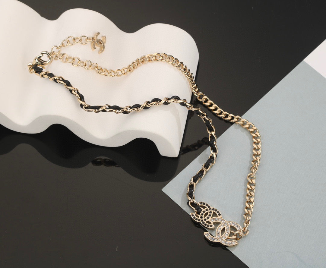 Signature Emblem Pendant Necklace in Gold-Tone – Black Detail – Design 009 close-up detail