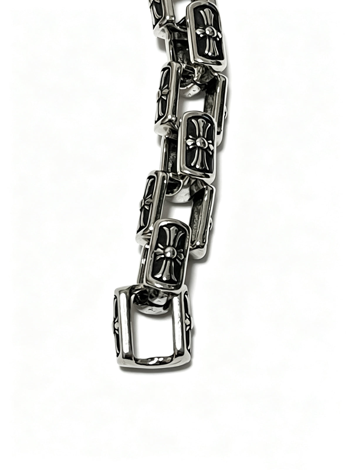 Signature Emblem Bracelet in Polished Metal-Tone – Design 016 detail view