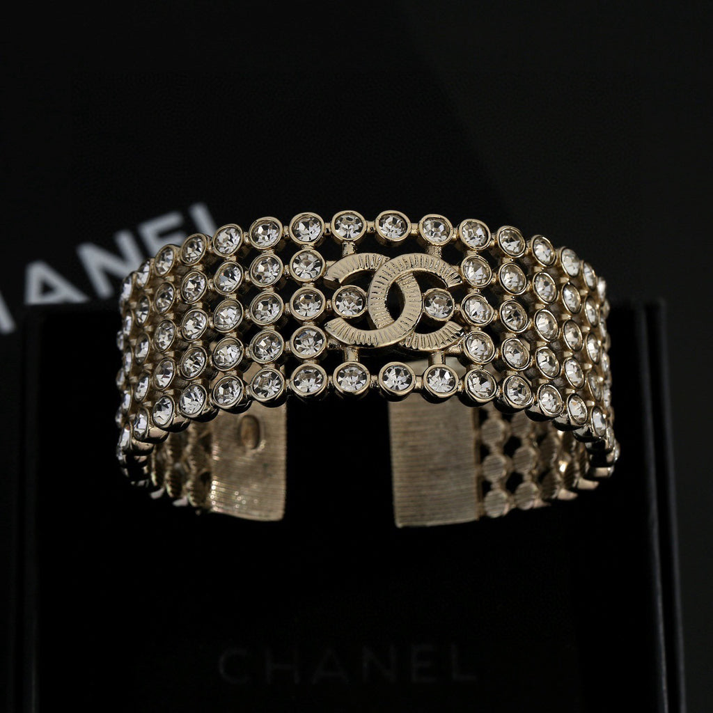 Signature Emblem Bangle in Polished Metal-Tone – Design 012 front product view