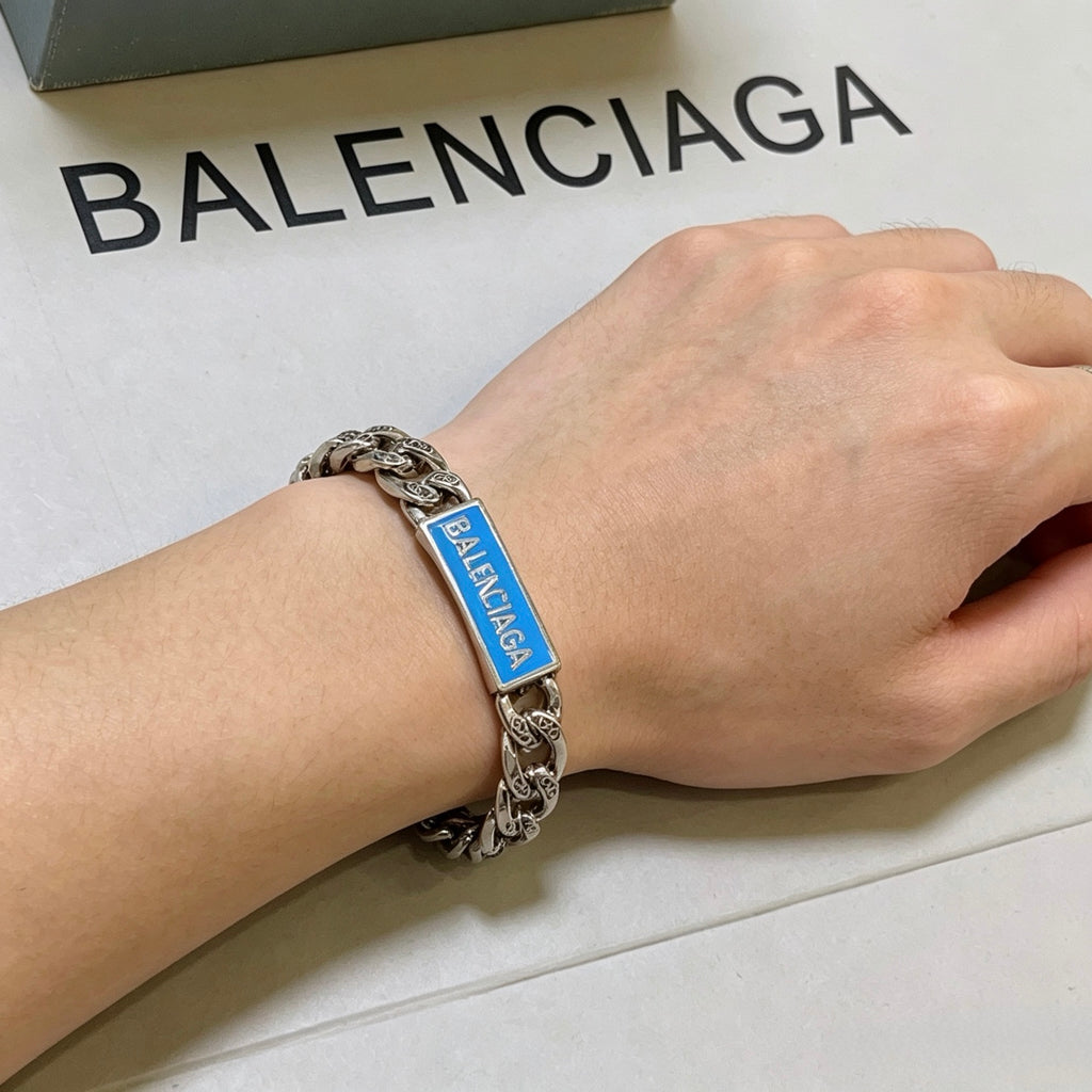 Geometric Emblem Bracelet in Polished Metal-Tone – Design 031 detail view
