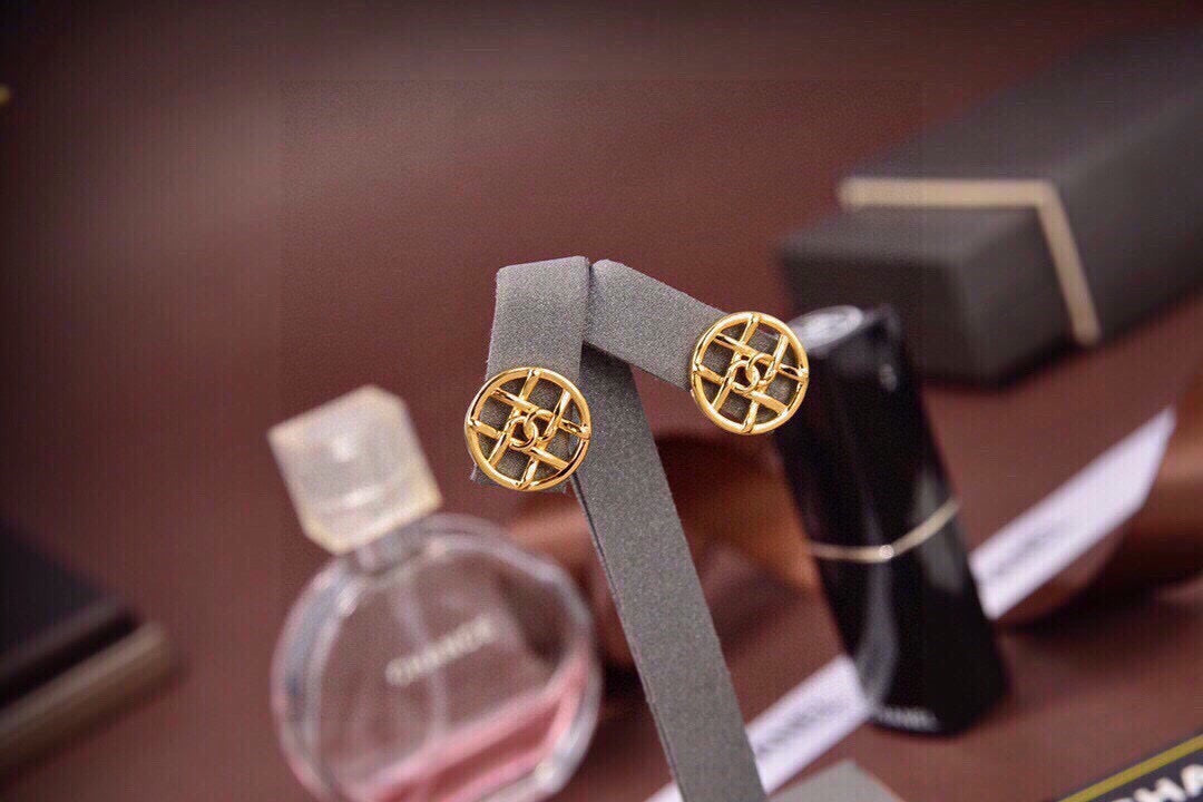 Signature Emblem Stud Earrings in Polished Metal-Tone – Design 006 styled product view