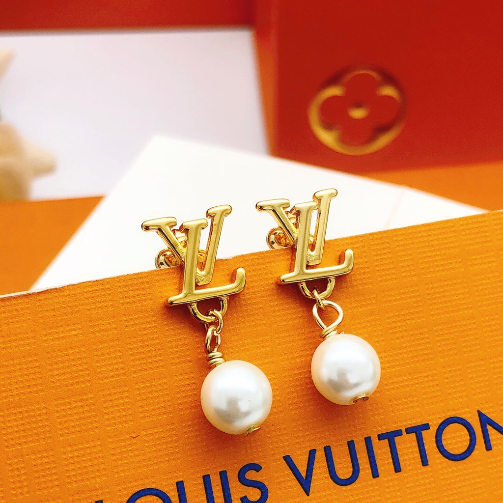 Geometric Emblem Stud Earrings in Gold-Tone – Pearl Detail main product view