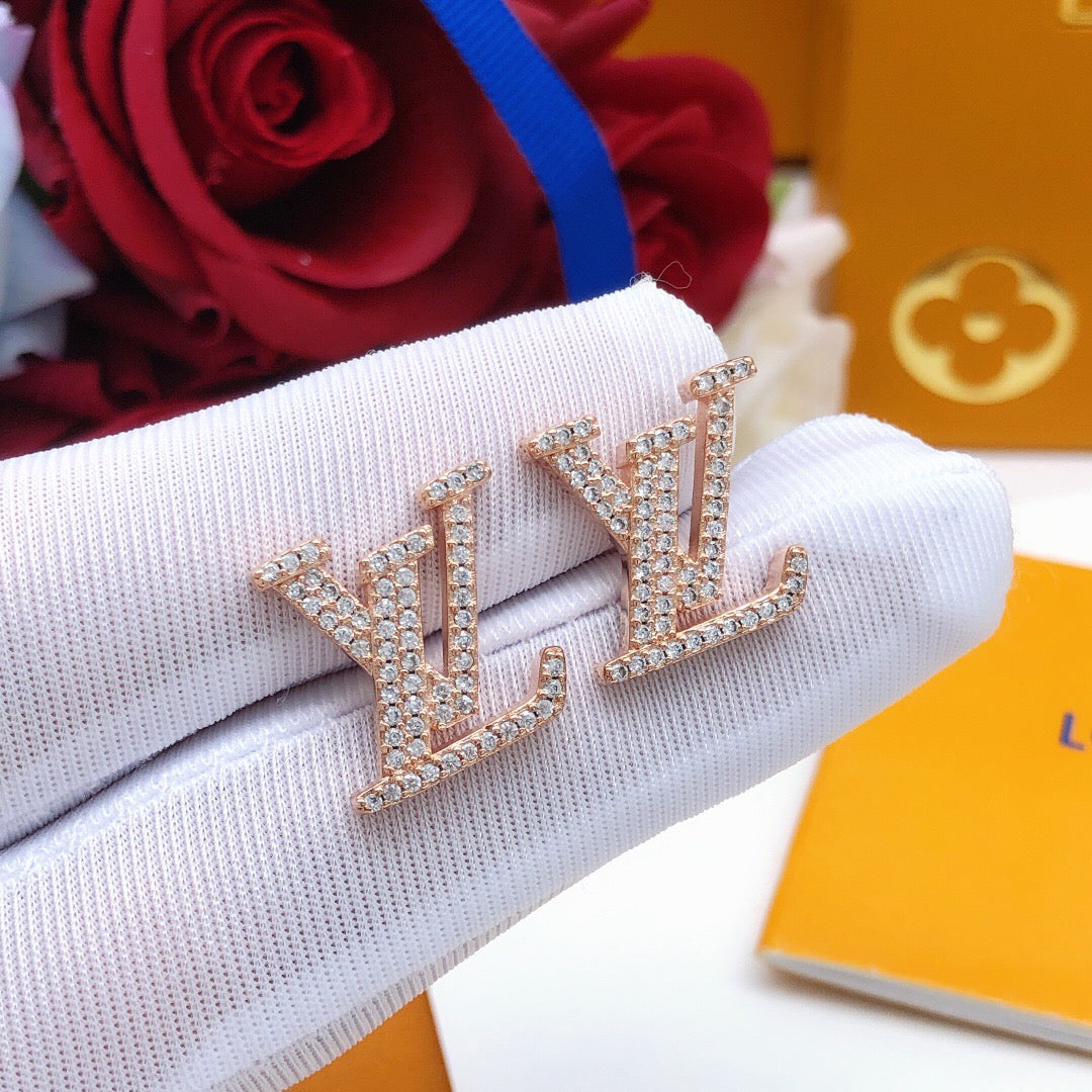 Letter Emblem Stud Earrings in Silver-Tone – Silver Detail – Design 005 close-up detail