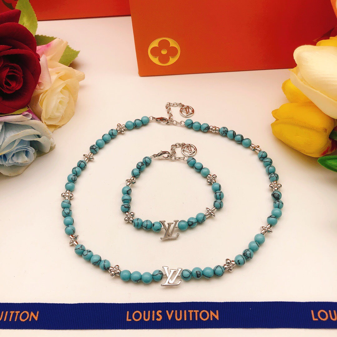 Geometric Emblem Bracelet in Gold-Tone – Blue Detail – Design 002 side detail